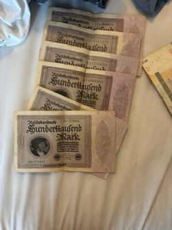 Lot of foreign old paper money