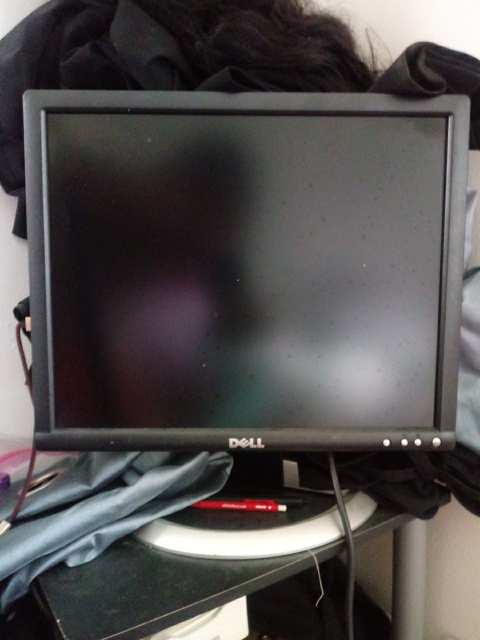 Dell computer monitor w/ HP tower