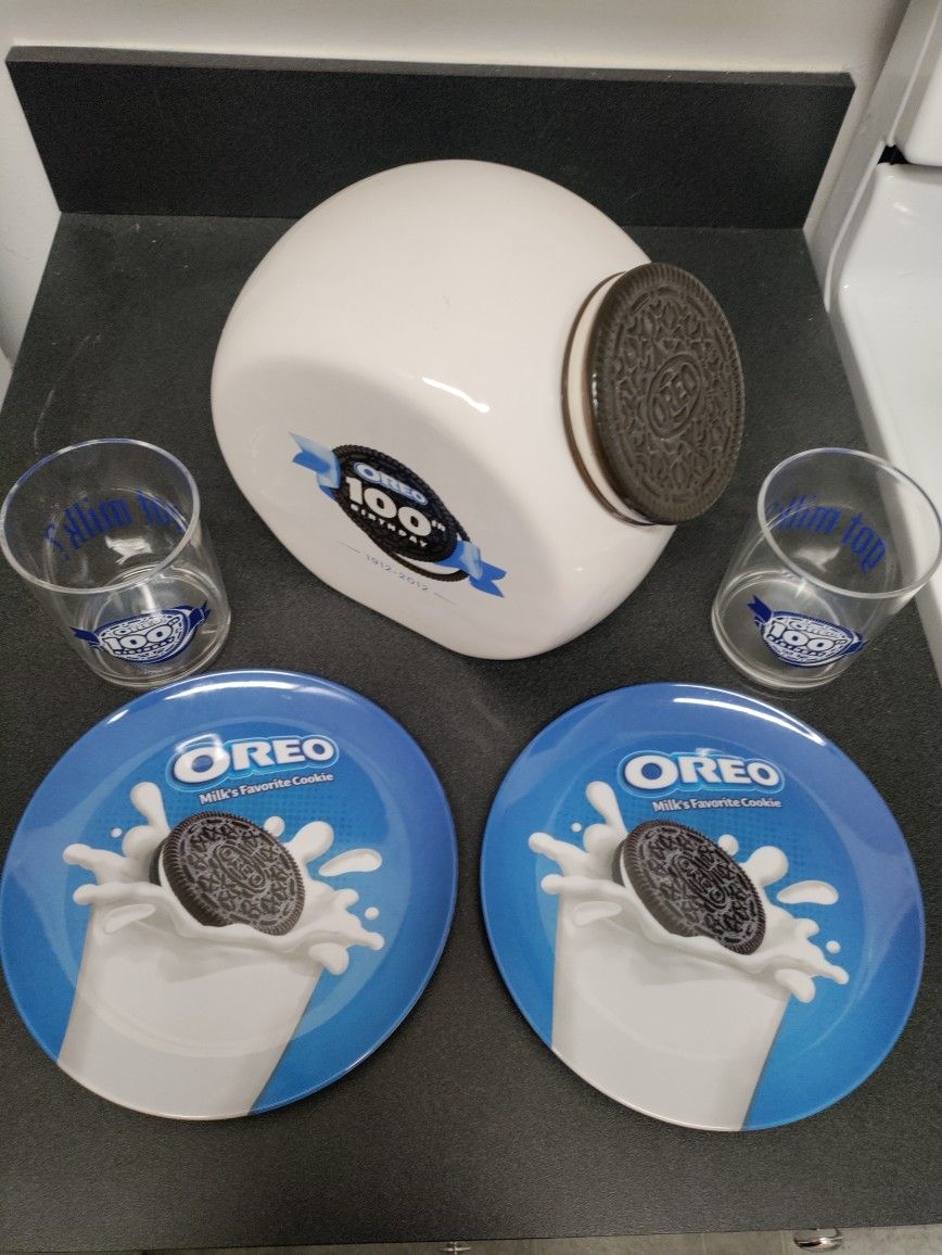 Oreo 100th Birthday / Anniversary Collector's Cookie Jar