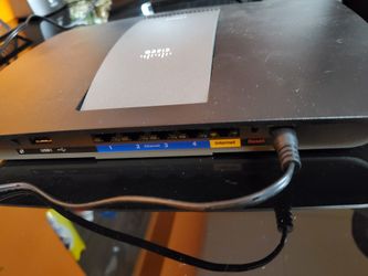 Cisco Linksys EA6400 AC1600 Dual Band Smart WiFi router