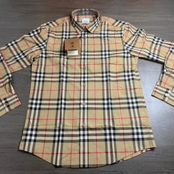 Burberry Plaid Button Up Shirt Men’s Large 