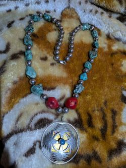 Collar con dije de plata