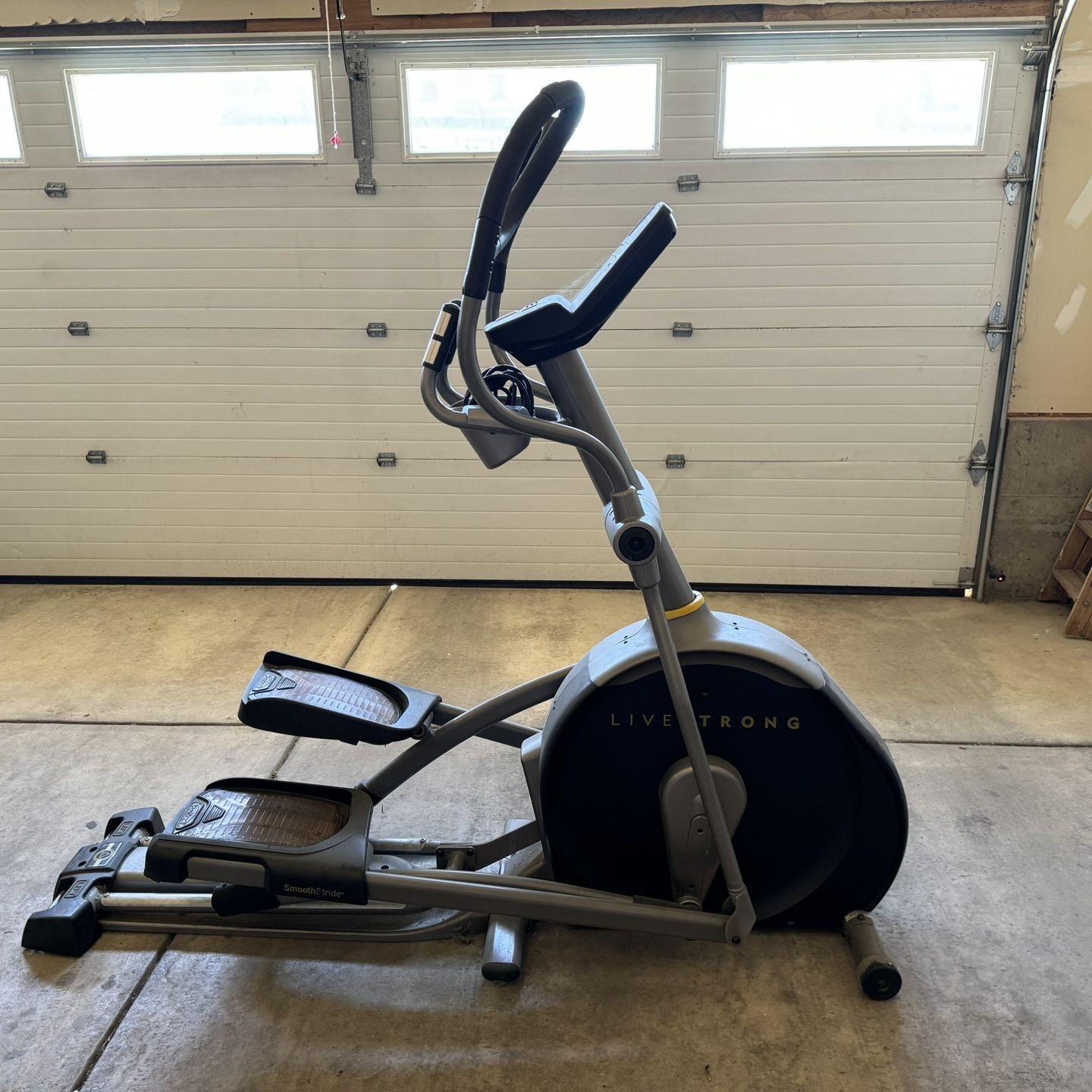 Lance Armstrong Elliptical for Sale in Windsor CO OfferUp