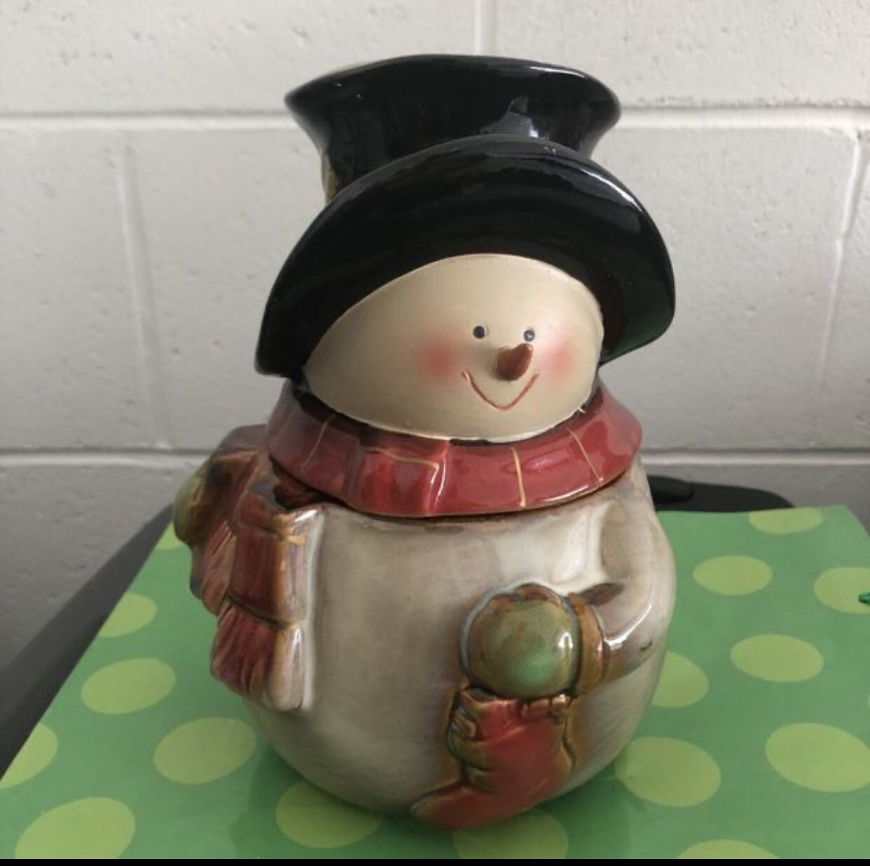 2 Christmas cookie jars