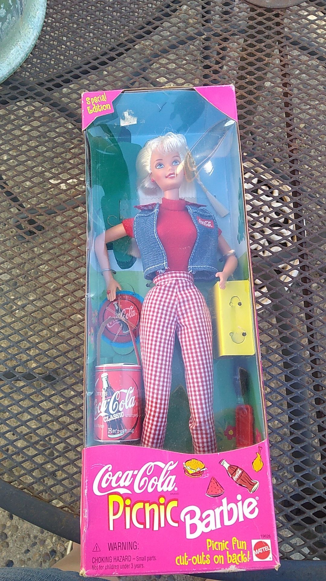 Coca cola picnic barbie
