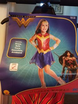 Brand new girl's Halloween costume "wonder woman"