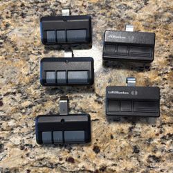 Lot Of 5 Chamberlain/Liftmaster type Garage Door Openers