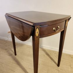 Pembroke Drop-Leaf Table