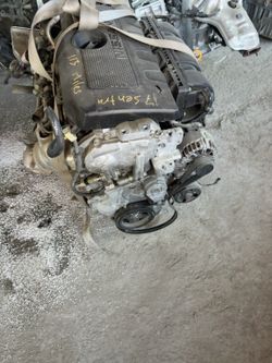 2017 Nissan Sentra 1.6L Engine and CVT transmission complete dropout
