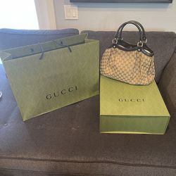 GG Canvas Gucci Bag 