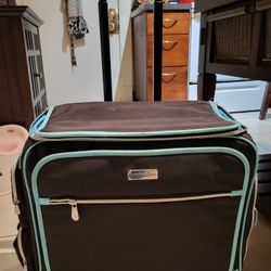 Recollections Art And Craft Bag On Wheels 