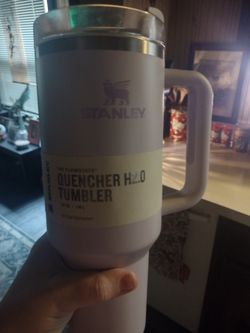 40oz lavender Stanley brand new