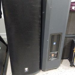 JBL PRX525 Self Powered Tall Speakers 