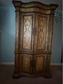 Seven Seas by Hooker furniture Entertainment cabinet