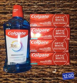 Colgate Toothpaste and mouthwash bundle