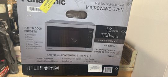 Panasonic middle size stainless steel microwave oven 1.3   1100 Watts