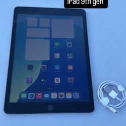 iPad 9th Gen 10.2 Cellular Or WiFi! Like New And Unlocked!