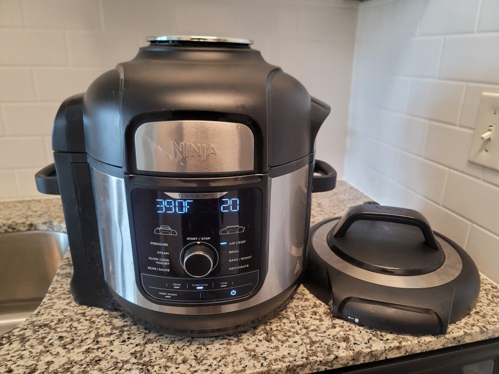 Ninja Airfryer/ Slow Cooker / Pressure Cooker