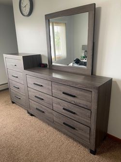 Dresser