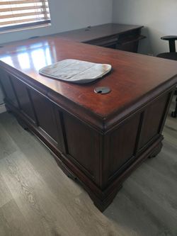 Free Desk