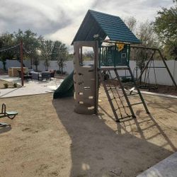 Playset Delivery/Installation