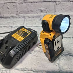 DEWALT WORK LIGHT COMBO