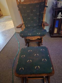 Glider rocking chair set