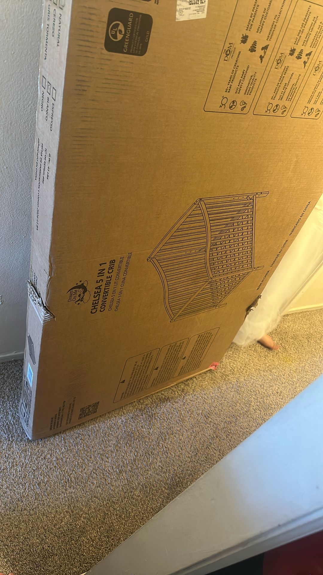 Chelsea 5in 1 Convertible Crib