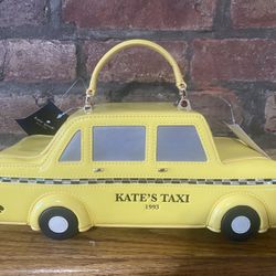 Kate spade NWT  3D Taxi Crossbody Purse Bag
