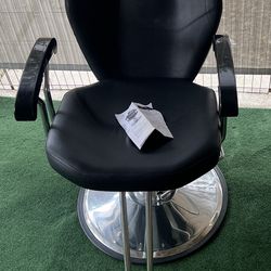 Black Hydraulic Barber Chair Adjustable Height Salon Spa Styling Beauty Swivel Grooming Equipment