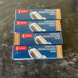 Denso (3377) SKJ20DR-M11 Iridium Spark Plug 4 Pack