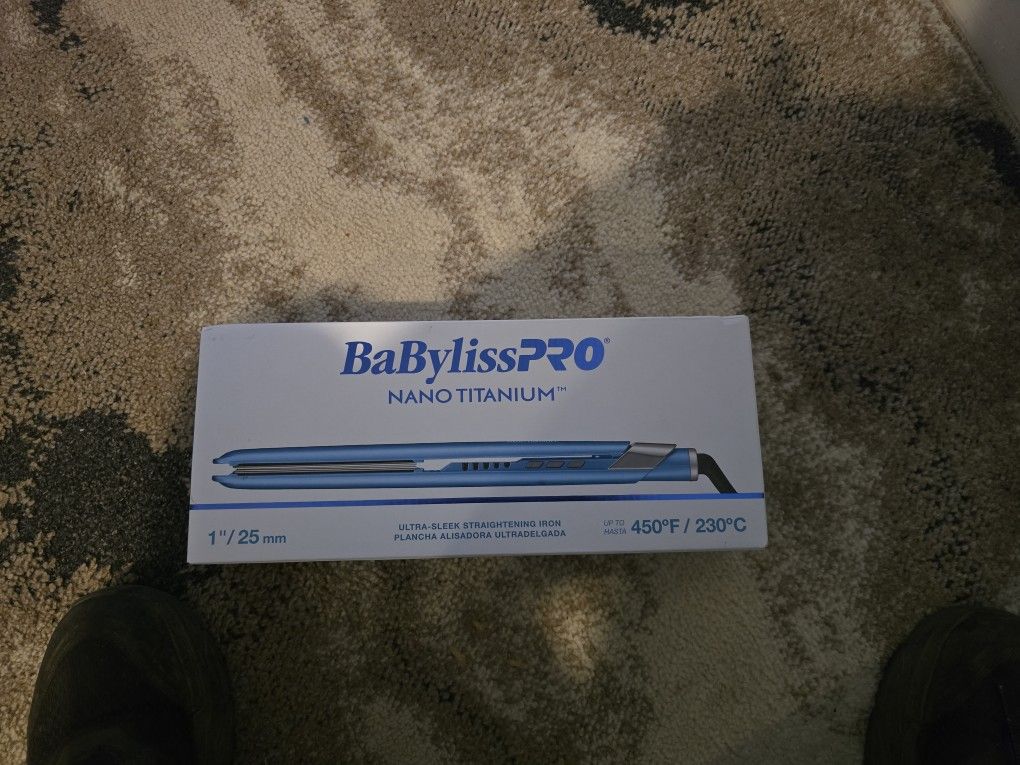 Baby Liss Titanium Like New