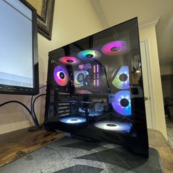 Full Gaming PC Setup – Ryzen 9600X / RX 6600 XT / 32GB DDR5 / SSDs / Monitor