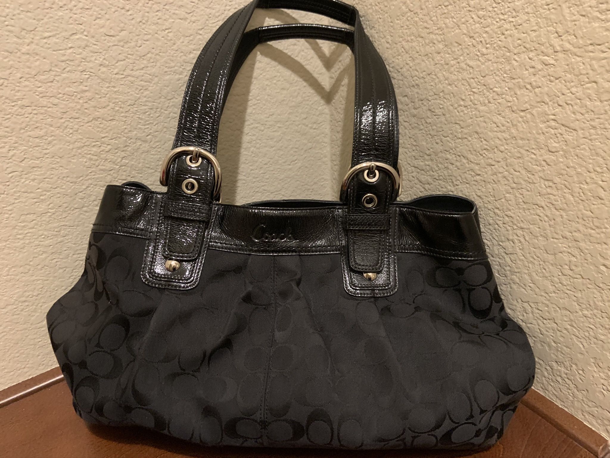 Large Black Coach Purse 