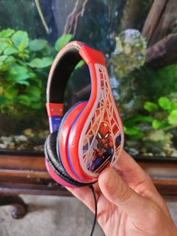 Spider-Man Kids Wired Over-Ear Headphones