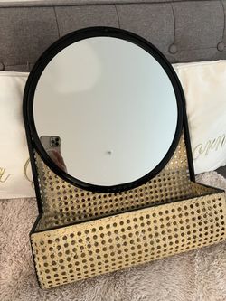 Key Holder With Mirror 