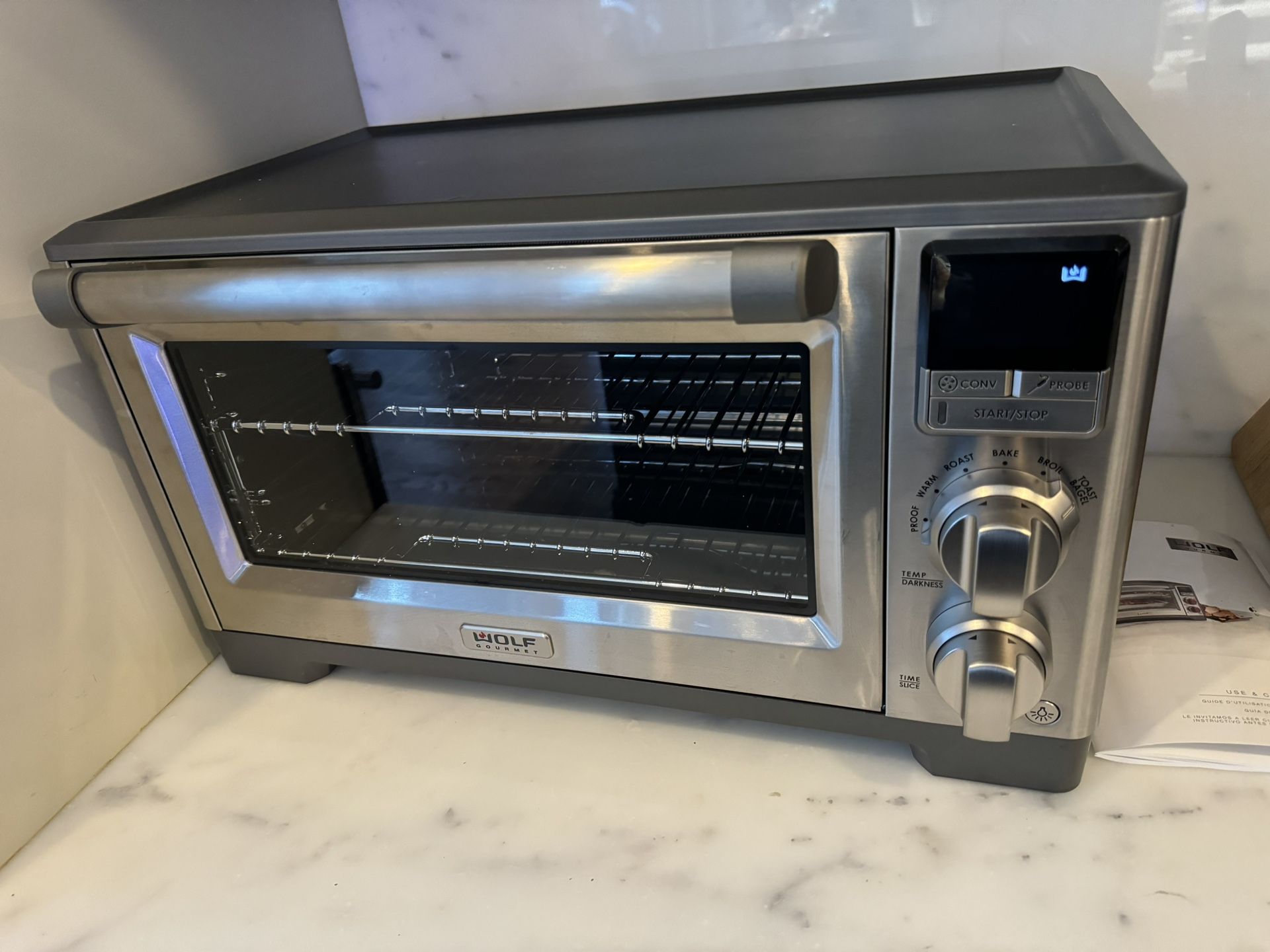 Like New- WOLF GOURMET COUNTERTOP OVEN