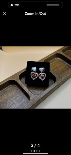 Heart-shaped Earrings 