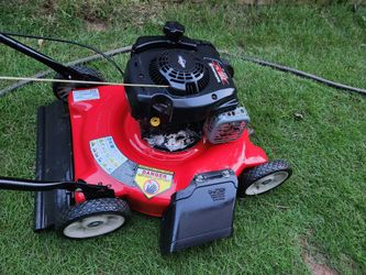 Yard Machines Lawn mower