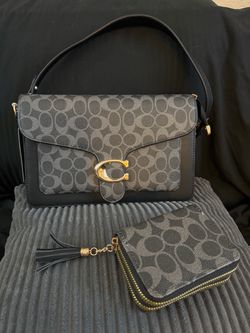 Beautiful person matching wallet