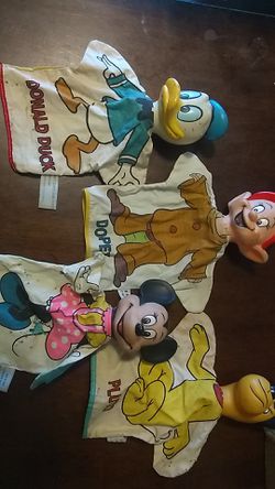 Walt Disney Hand Puppets Minnie Mouse Pluto Donald Duck & Dopey