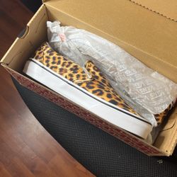 Leopard Print  Slip On Vans Brand New  Size: 9.5 Men 11 Women 