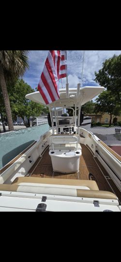 Robalo R22 2019
