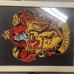 Gryffindor With Frame 