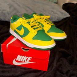 Reverse Brazil Nike Dunks 