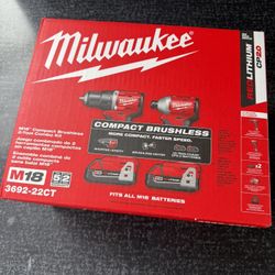Milwaukee M18 18V Lithium-Ion Brushless Cordless Compact Drill/Impact Combo Kit (2-Tool) w/(2) 2.0 Ah Batteries, Charger & Bag