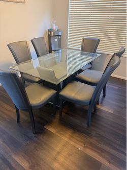 Glass dining table set