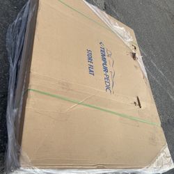 TEMPUR-Adapt 11" Medium Mattress- Queen (Tempur-Pedic) Brand New in Box OVER $800 OFF RETAIL