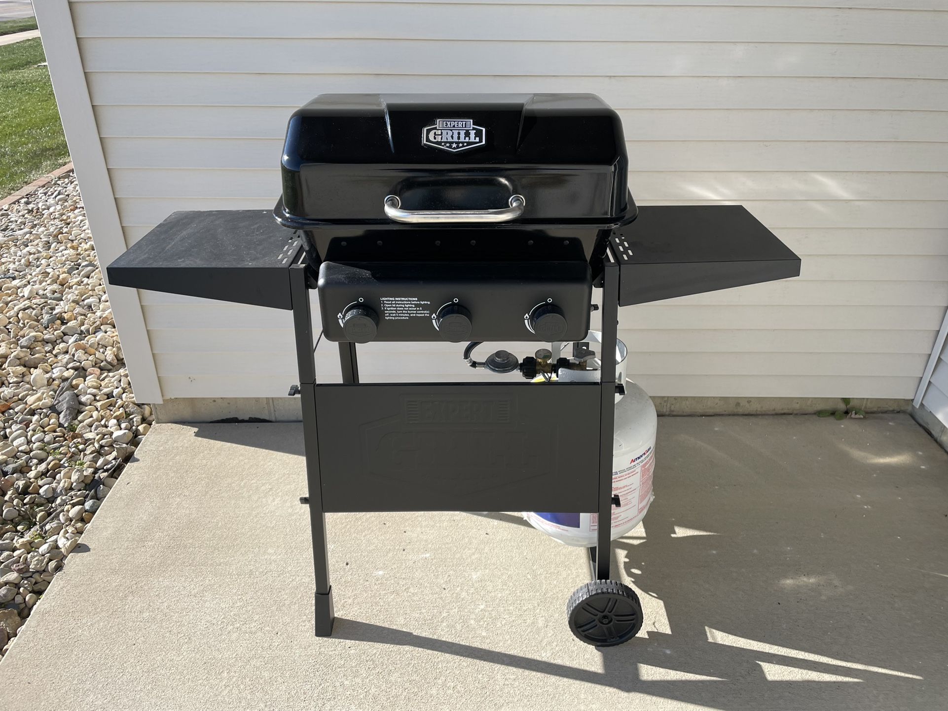 3 Burner Propane Grill