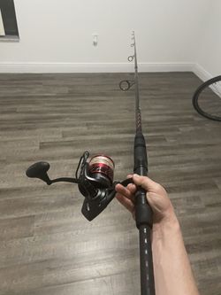 Penn Fierce III 10’ 2 Pieces Heavy Fast Rod With 8k Penn Fierce III Reel, With 350 Yds Of 65 Pound Braid Power Pro.